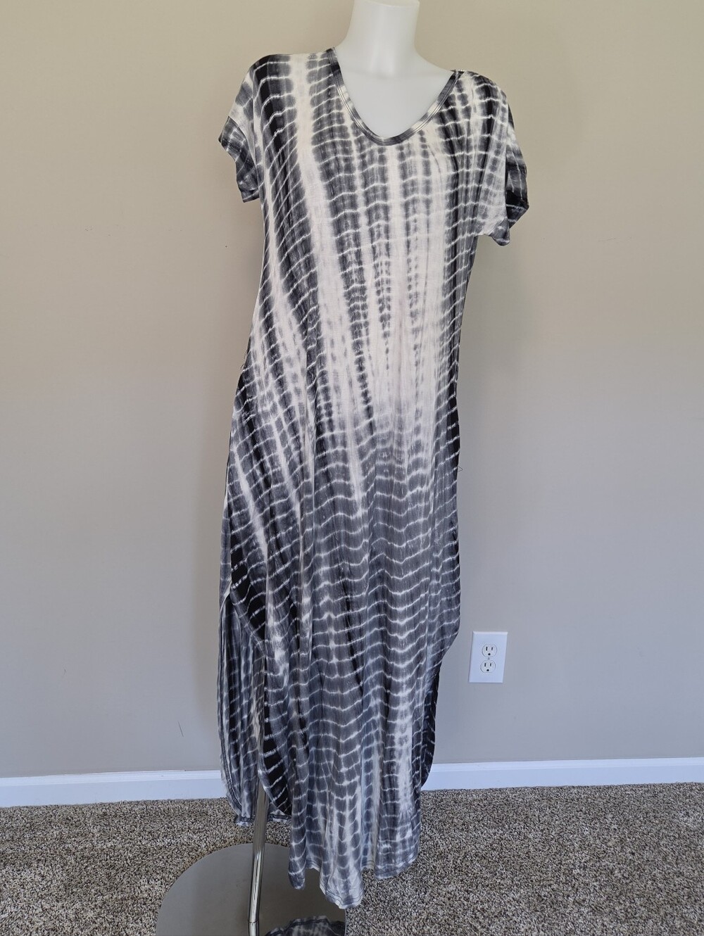 SHEIN Soft Tie-Dye Maxi Dress